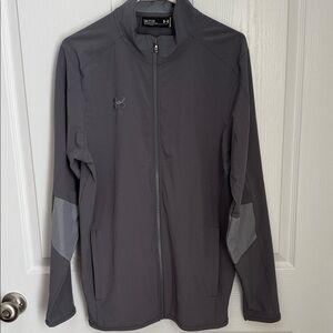 Men’s Under Armour Gray Jacket, Size small, excellent condition